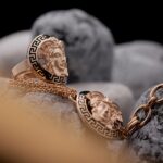 عکاسی محصول با نورپردازی استودیویی (طلا و جواهر)